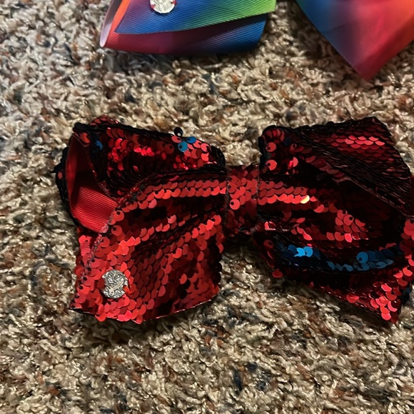 4 jo jo siwa bows - Picture 3 of 6